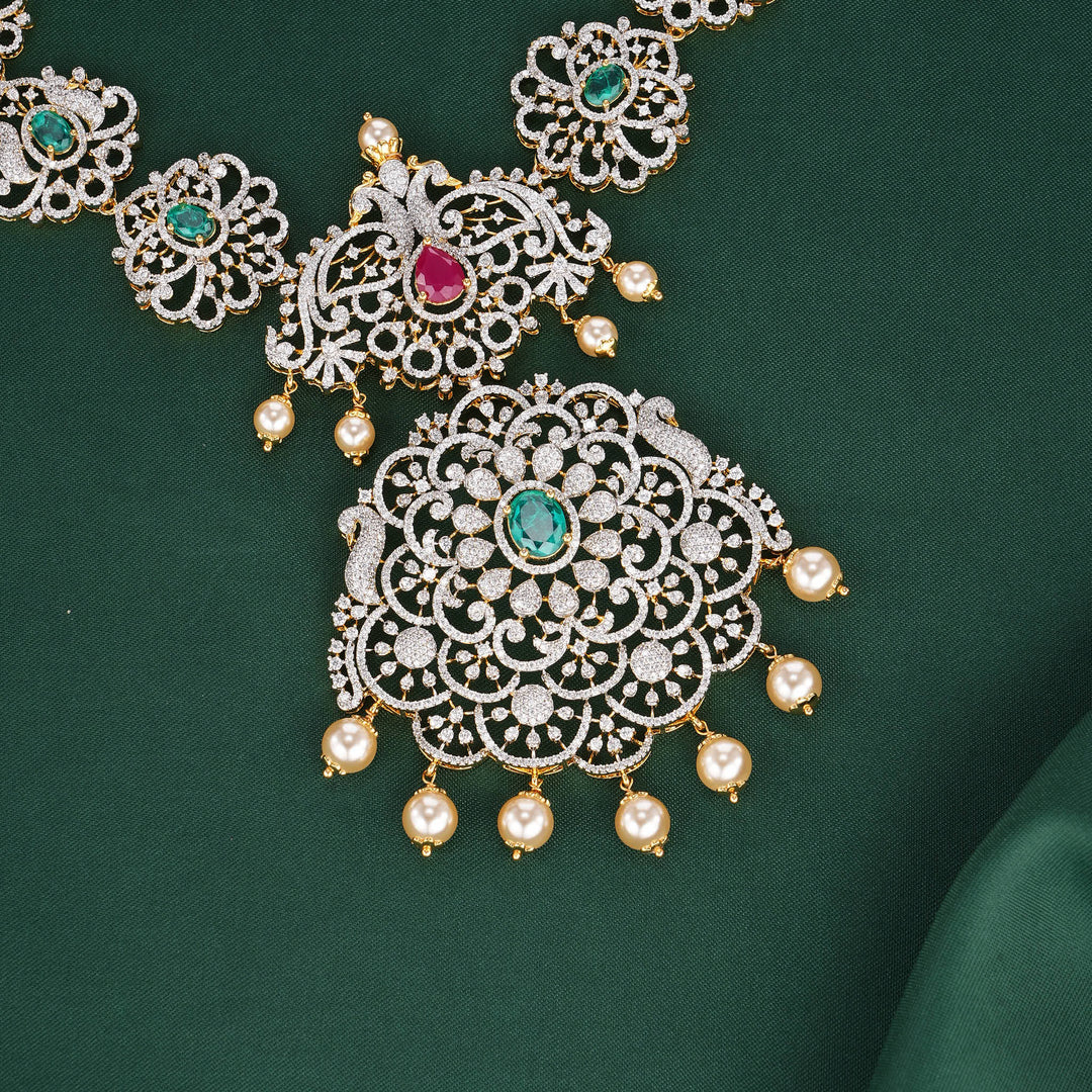 Vithusha Avikam Long Necklace Set