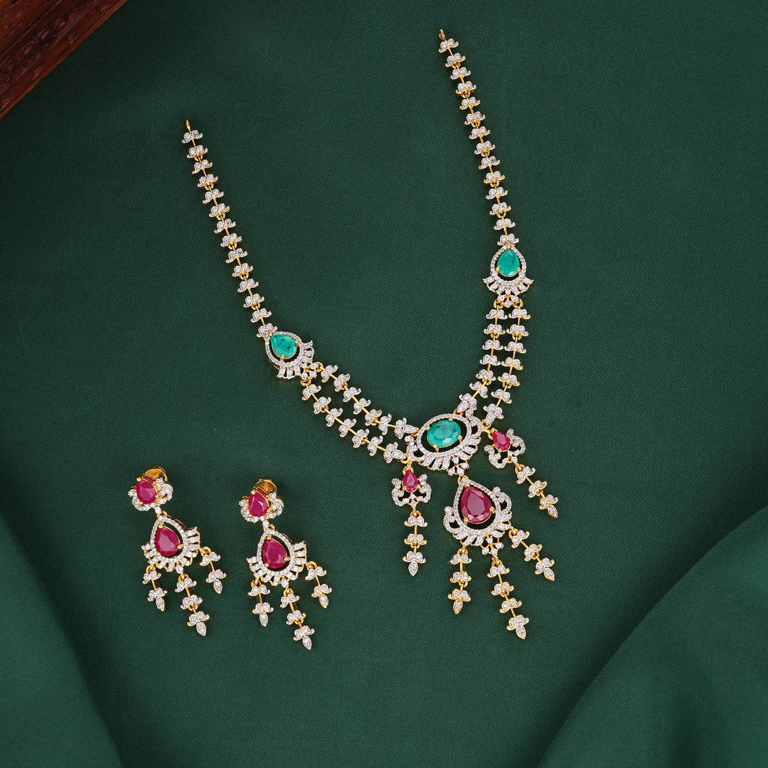 Fabulous Avikam Necklace Set