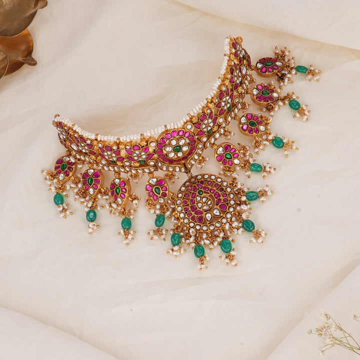 Tanirikaa Kundan Choker