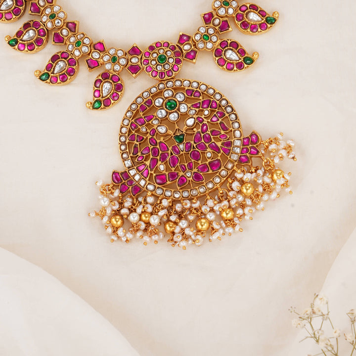 Srisha Kundan Short Necklace
