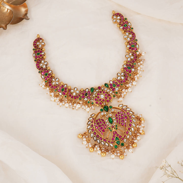 Tharikha Kundan Short Necklace