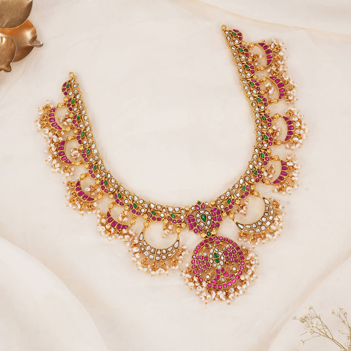 Shinning Kundan Short Necklace