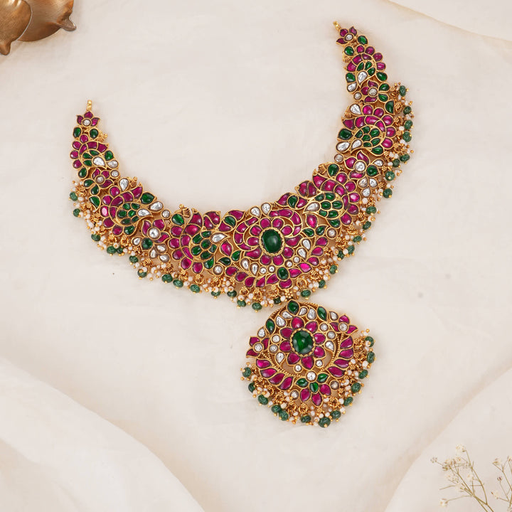 Tanirikaa Kundan Short Necklace