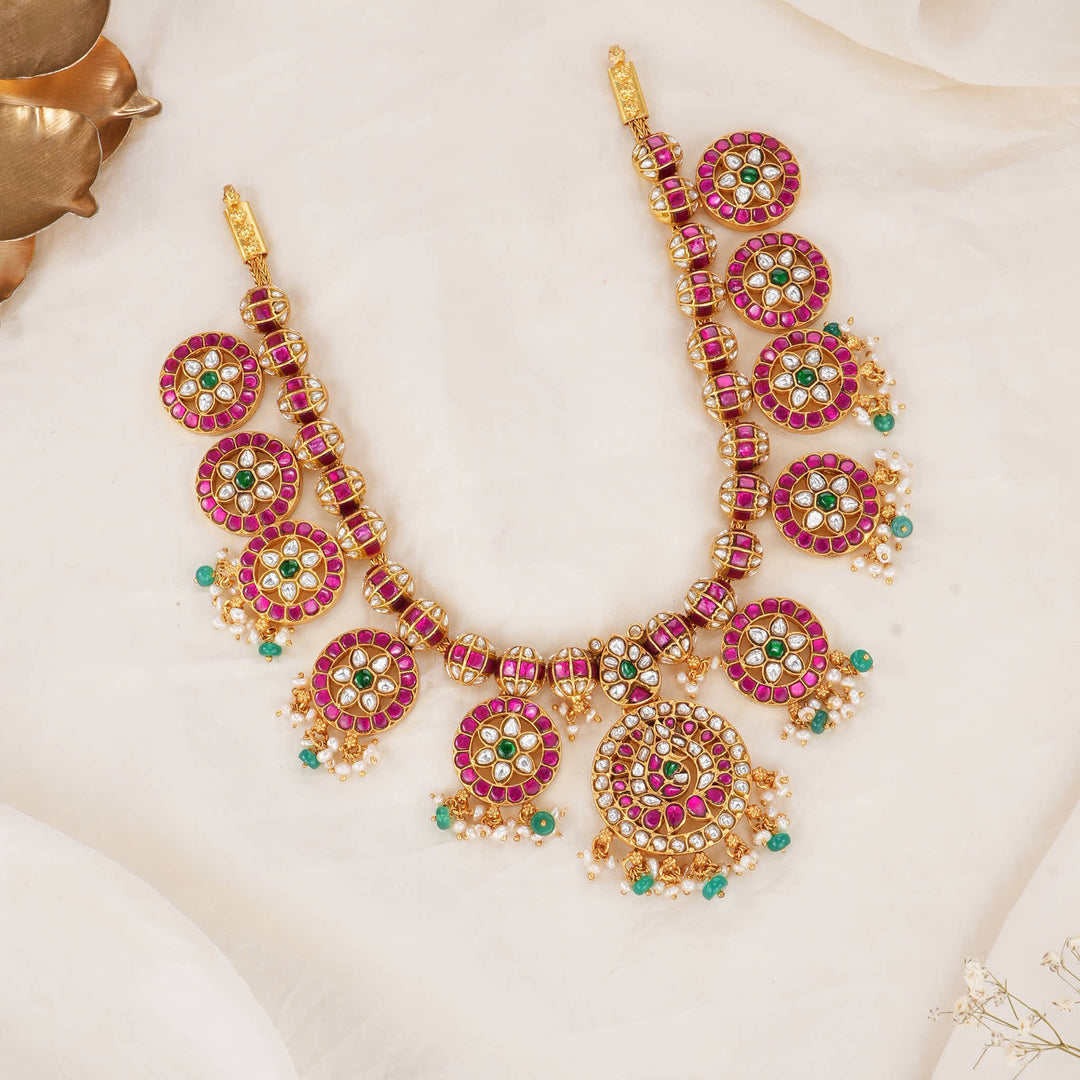 Srikaa Kundan Short Necklace
