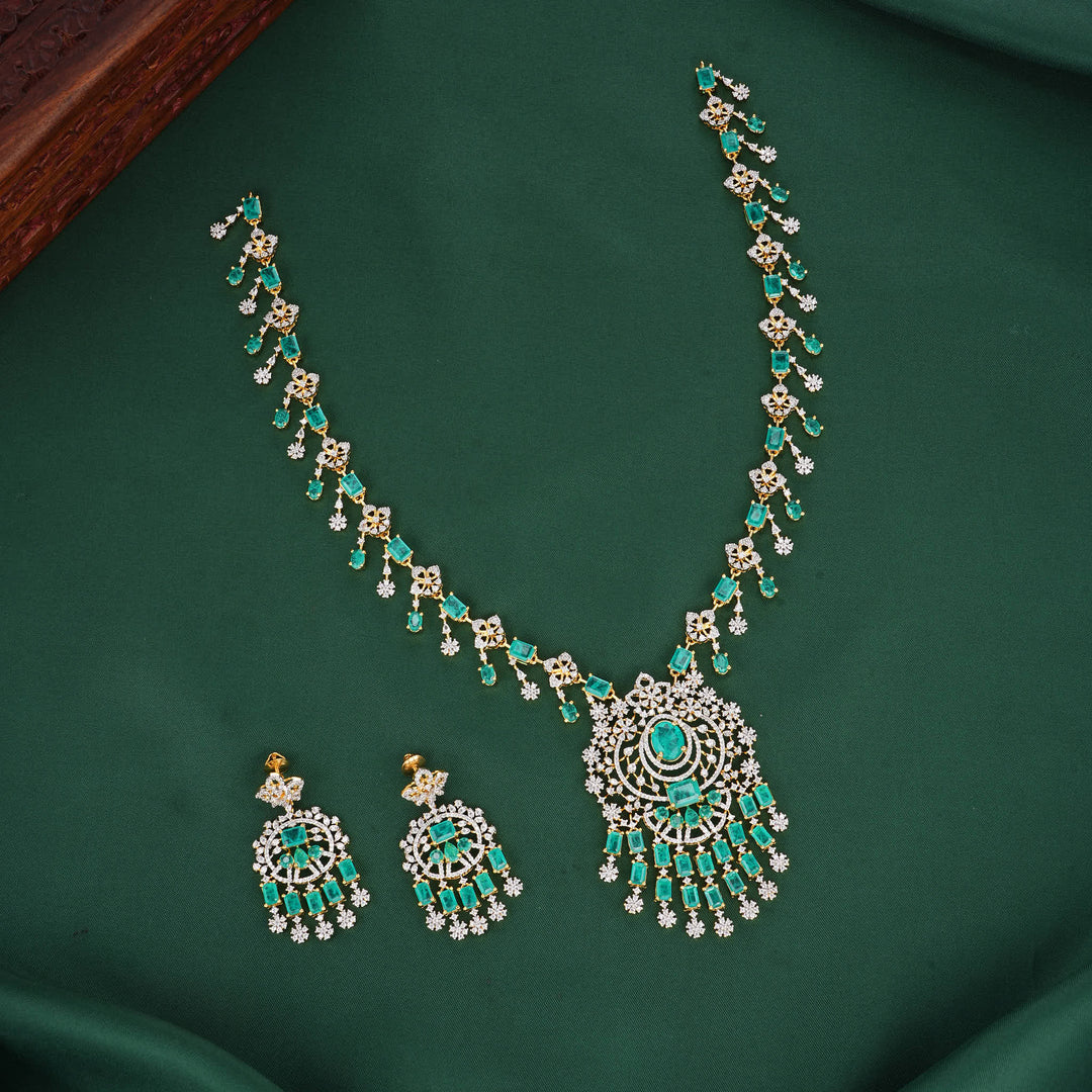 Grand Avikam Long Necklace Set