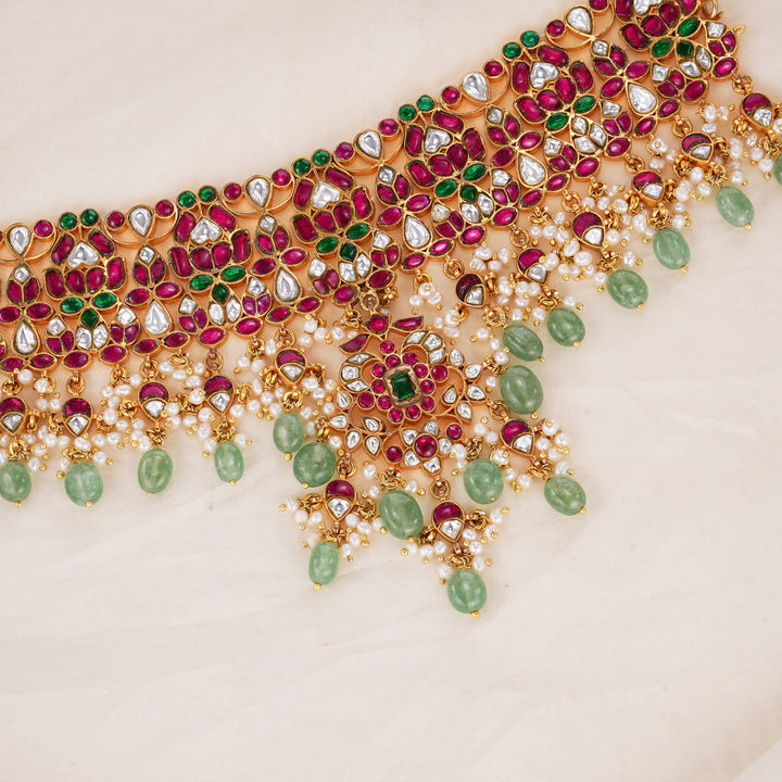 Aavya Kundan Choker