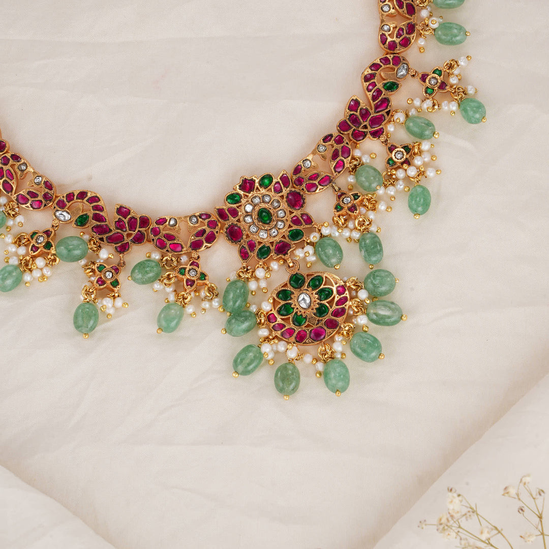 Arika Kundan Short Necklace