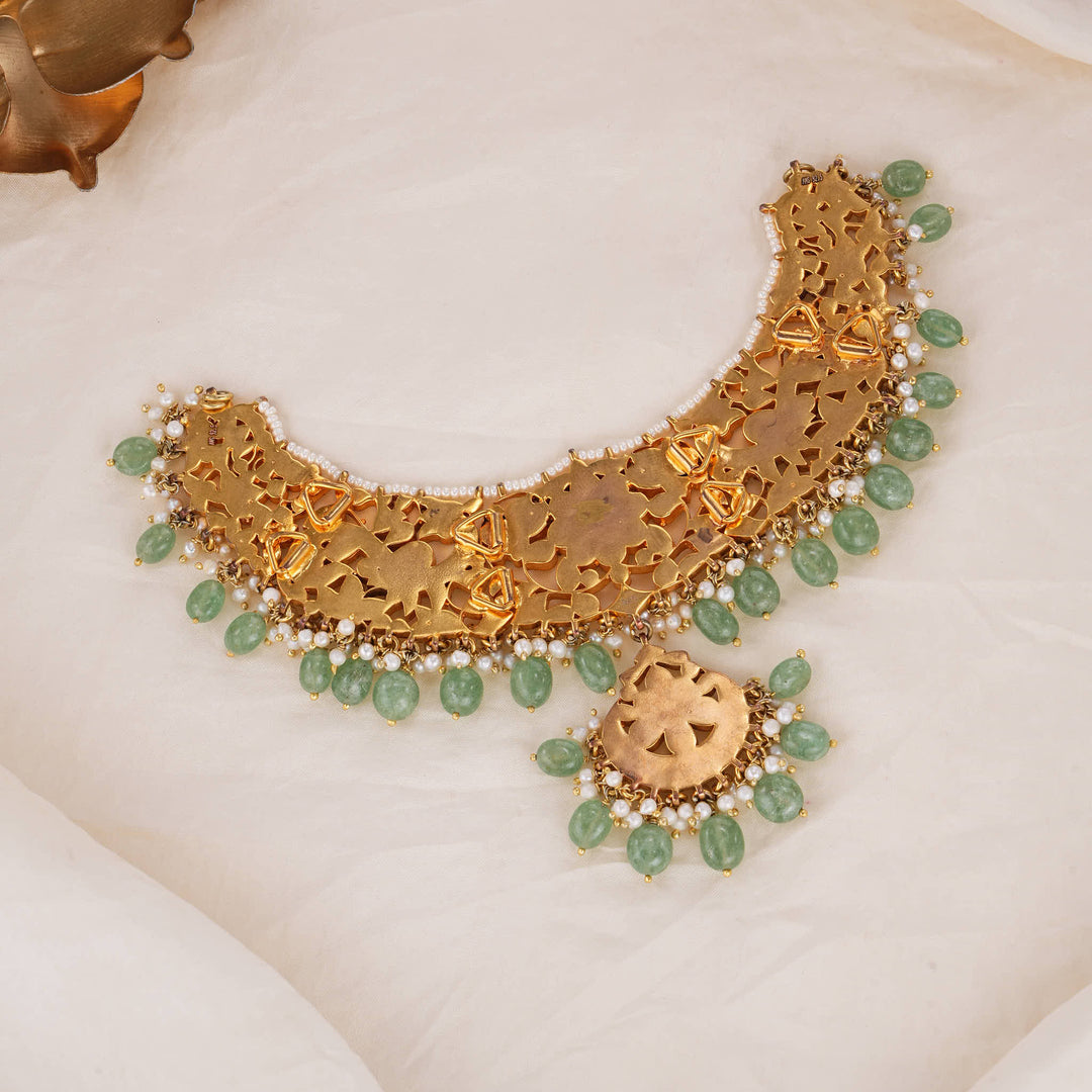 Avira Kundan Short Necklace