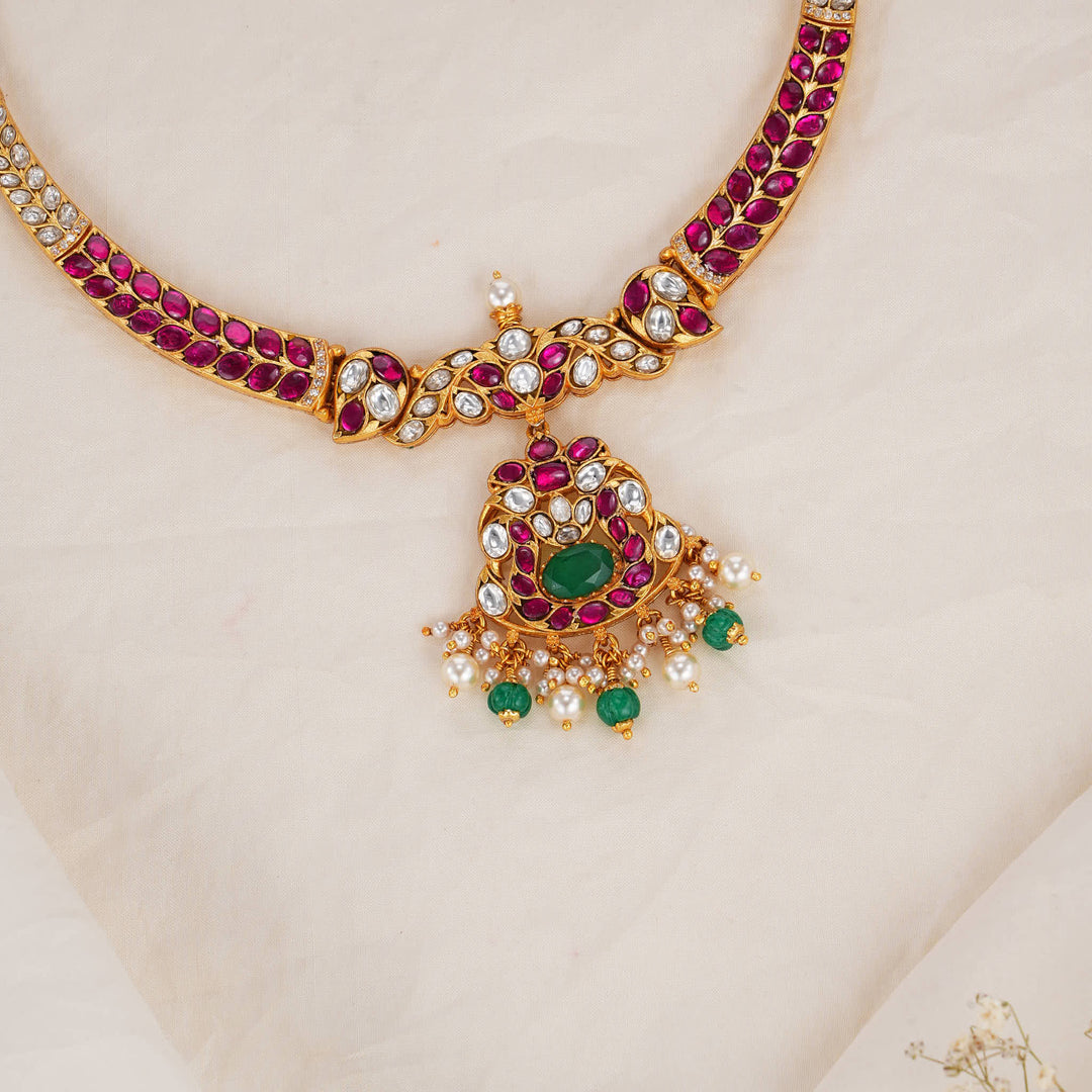 Miraya Kundan Short Necklace