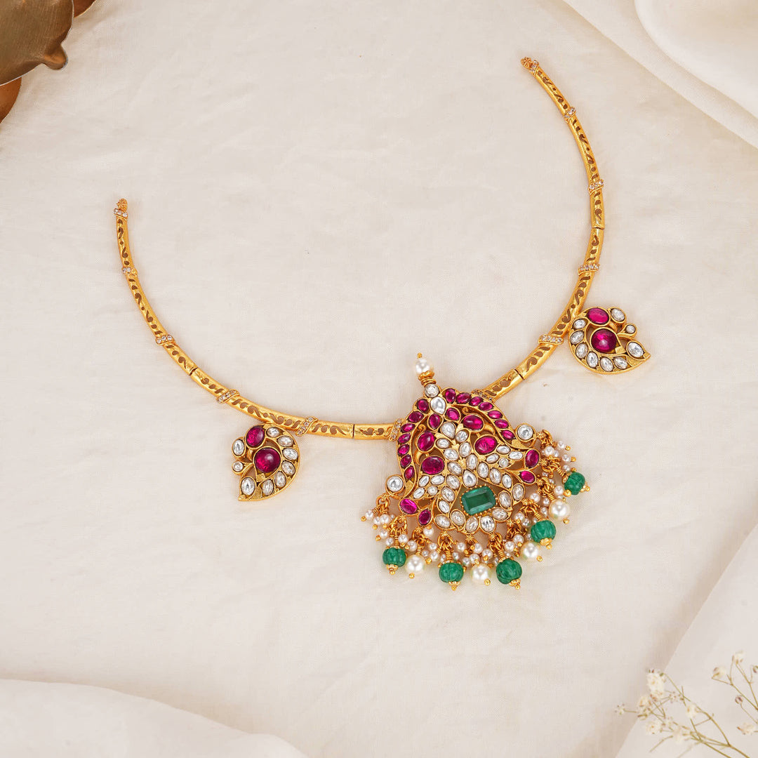 Trinaya Kundan Short Necklace
