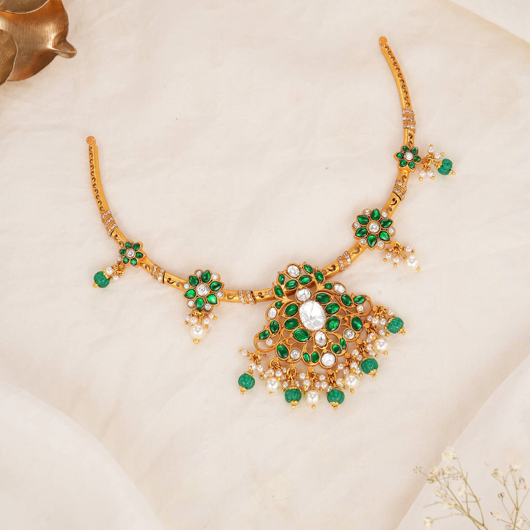 Dhanisha Kundan Short Necklace
