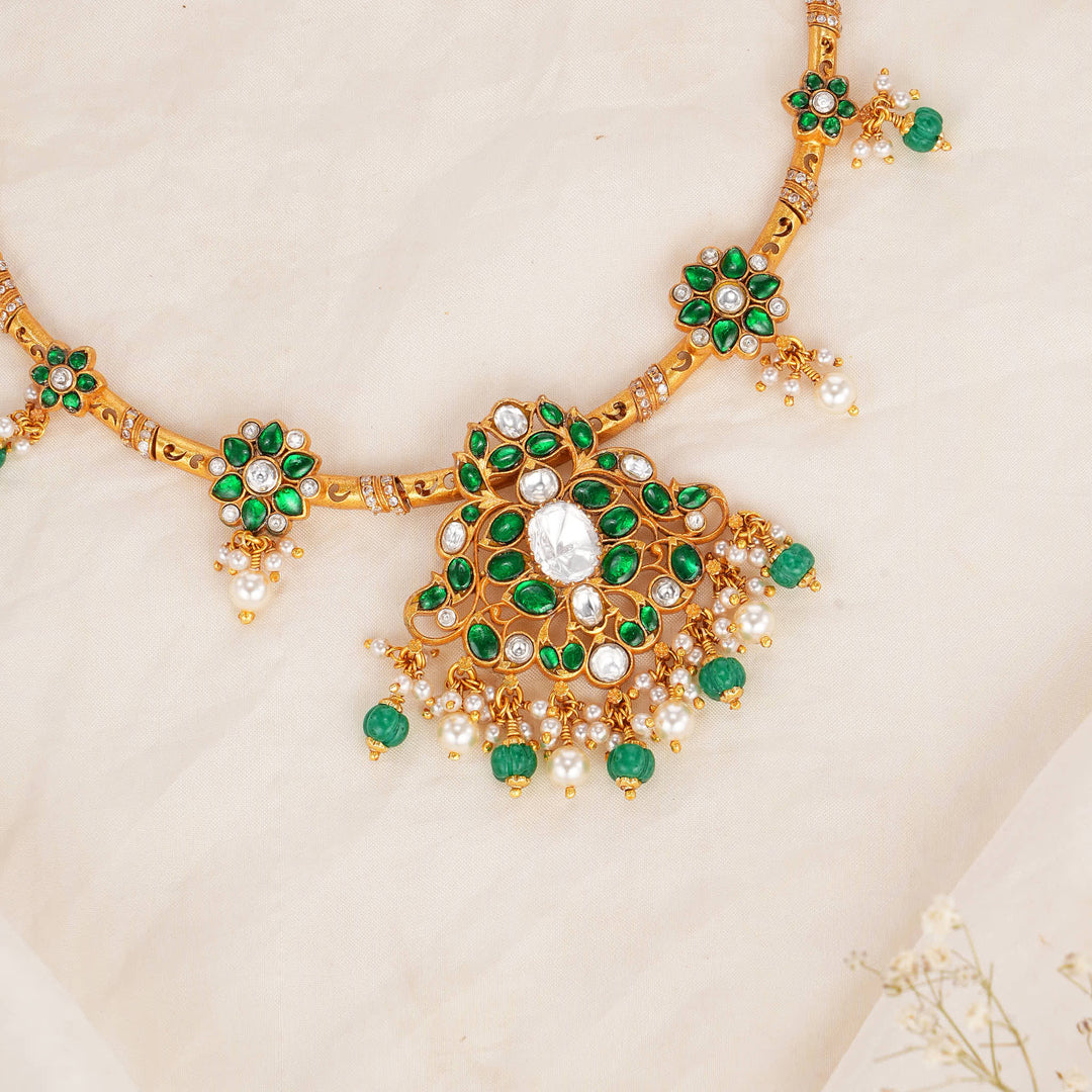Dhanisha Kundan Short Necklace