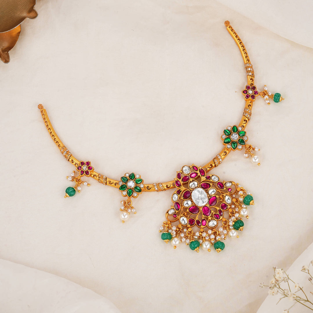 Shanaya Kundan Short Necklace