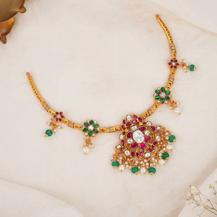 Shanaya Kundan Short Necklace