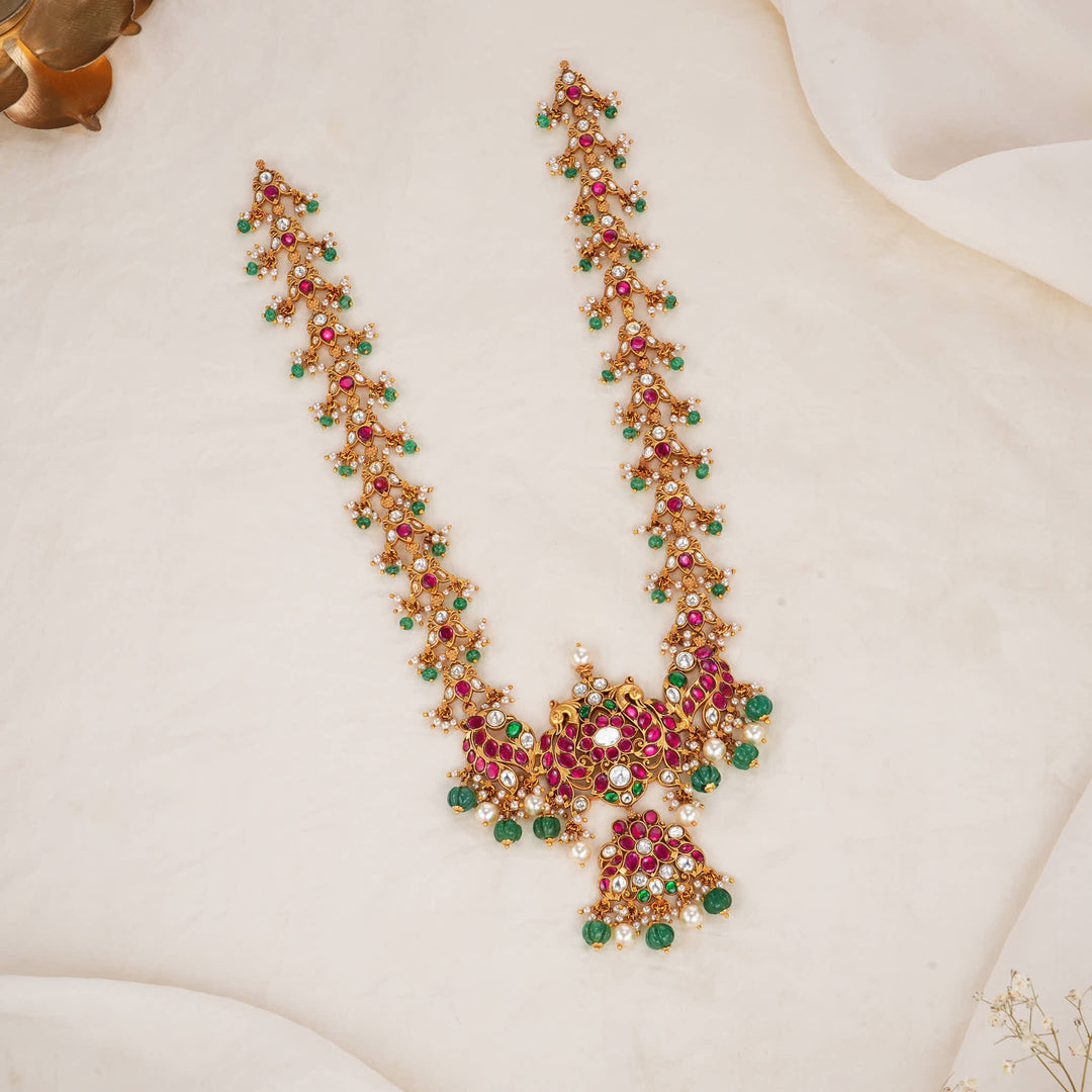 Saanvika Kundan Long Necklace