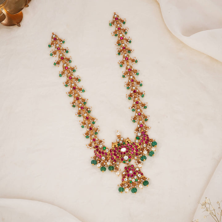 Saanvika Kundan Long Necklace