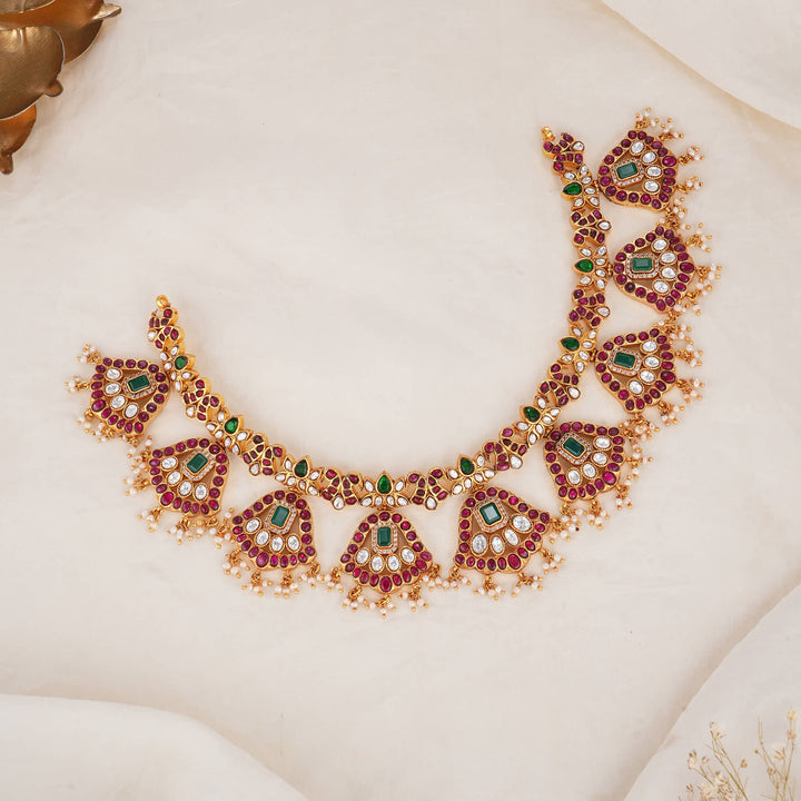 Dazzling Kundan Short Necklace