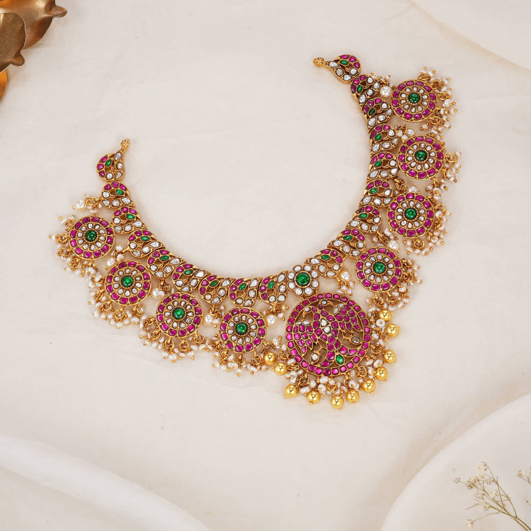 Vithisha Kundan Short Necklace