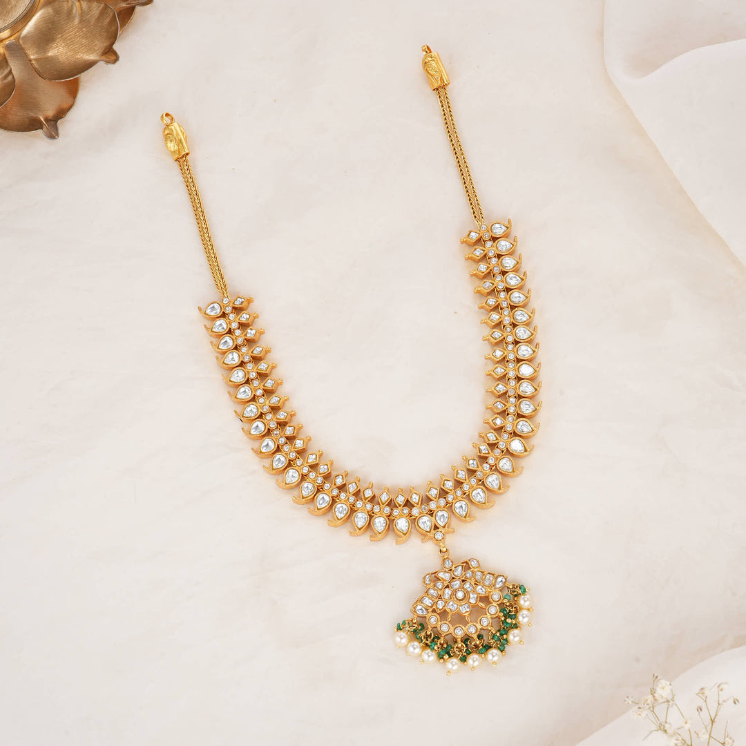 Inishkaa Reversible Kundan Short Necklace