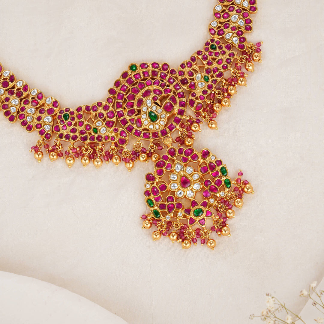 Avikaa Kundan Short Necklace