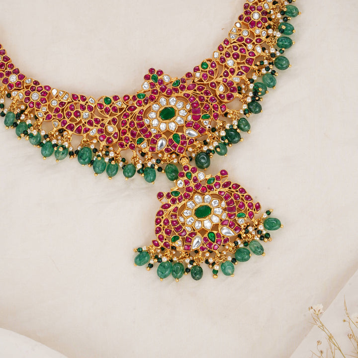 Ishmira Kundan Short Necklace