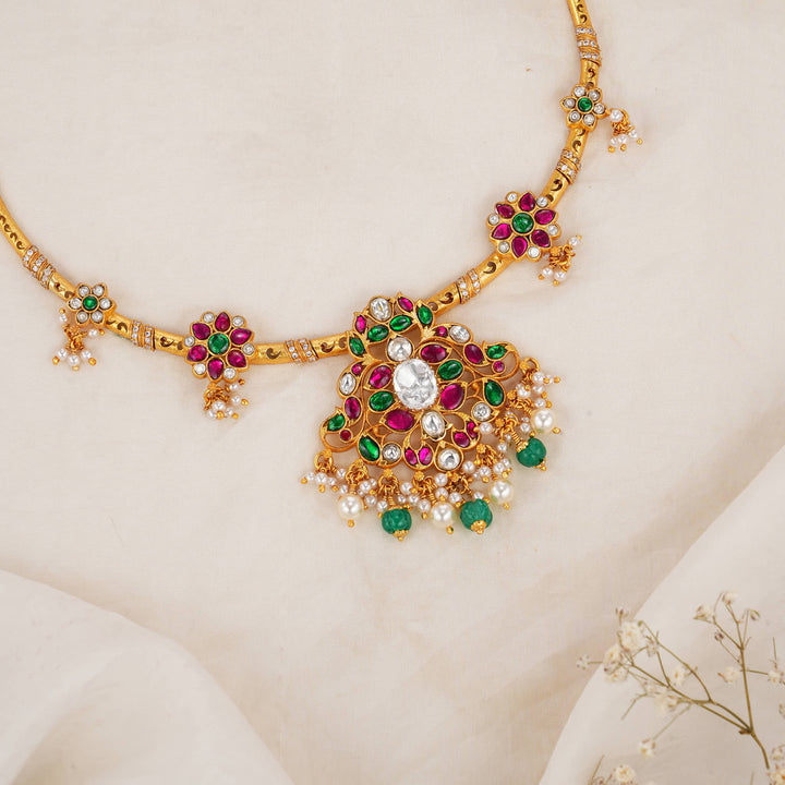 Aathmika Kundan Short Necklace