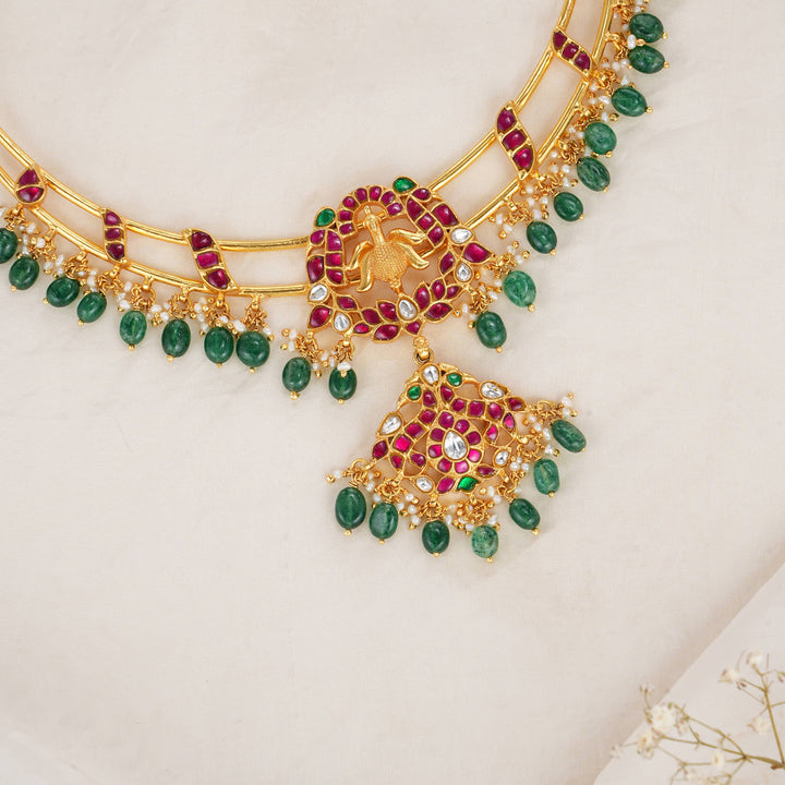 Vrindhya Kundan Short Necklace