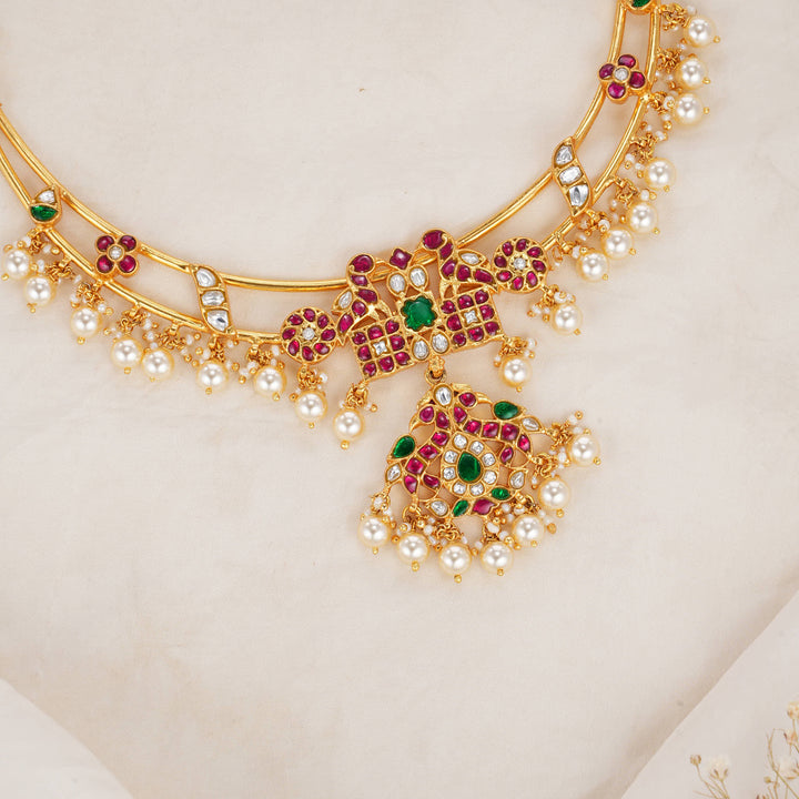 Vindhyaa Kundan Short Necklace