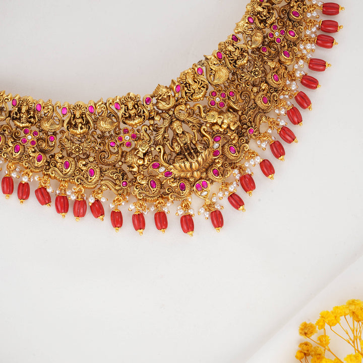Luxurious 3D Spl Choker Necklace Set