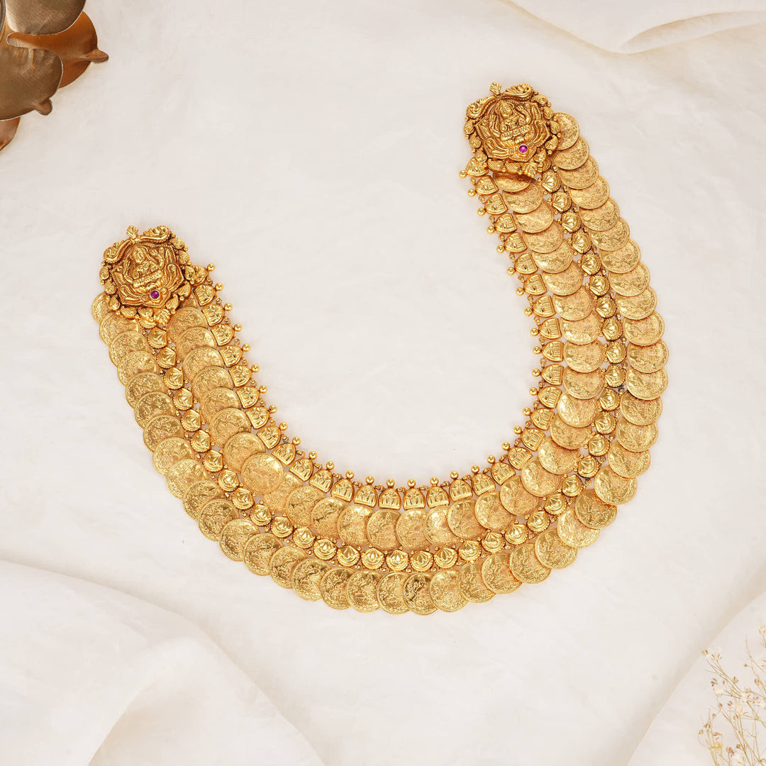 Gorgeous Nagas Short Necklace