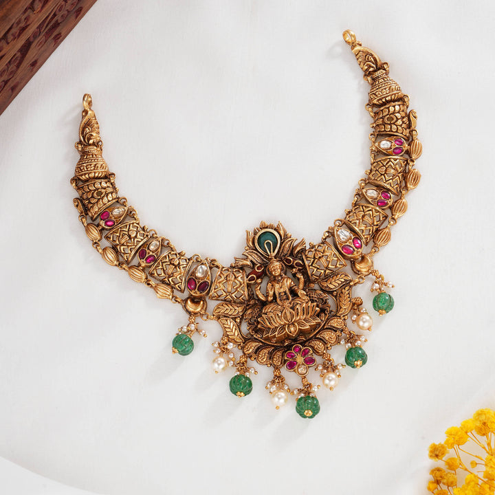 Grandeur Nagas Short Necklace