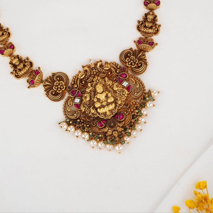 Prashikha 3D Spl Short Necklace Set