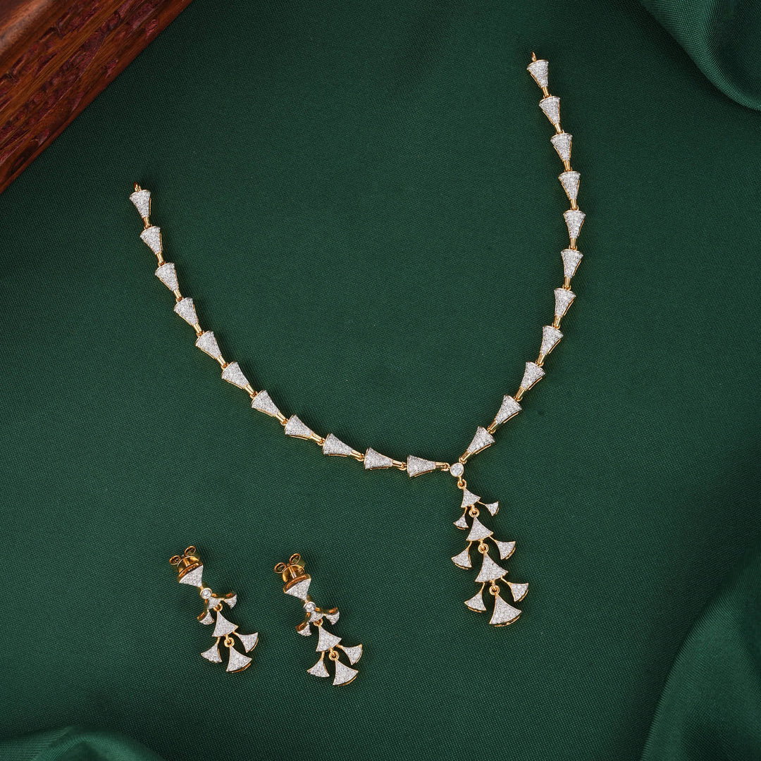 Avenza Diamond Design Necklace Set