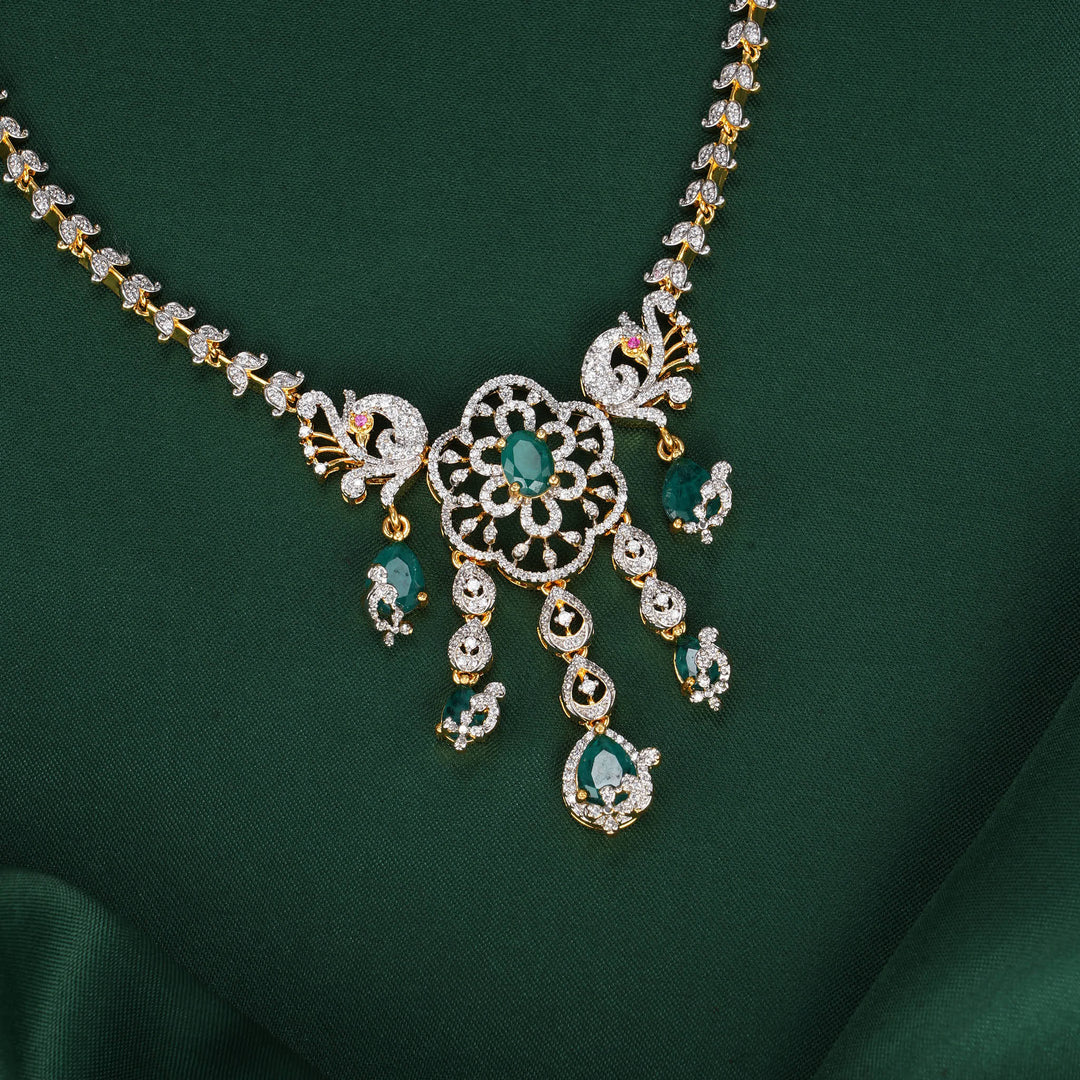 Trendy Diamond Design Necklace Set