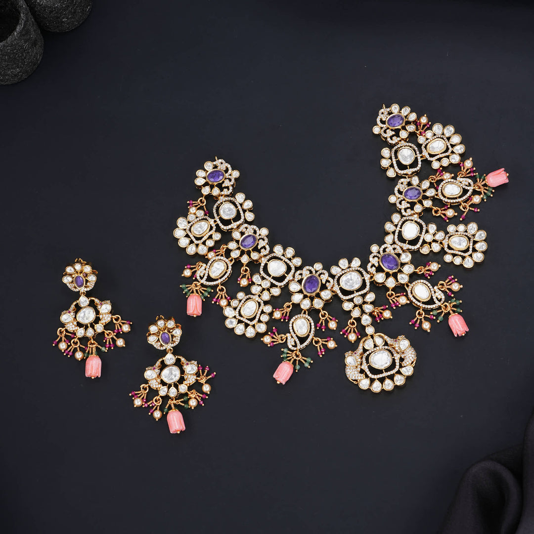 Grandeur Victorian Short Necklace Set