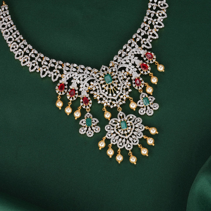 Admirable Diamond Design Necklace Set