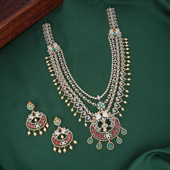Dhashikha Diamond Design Necklace Set