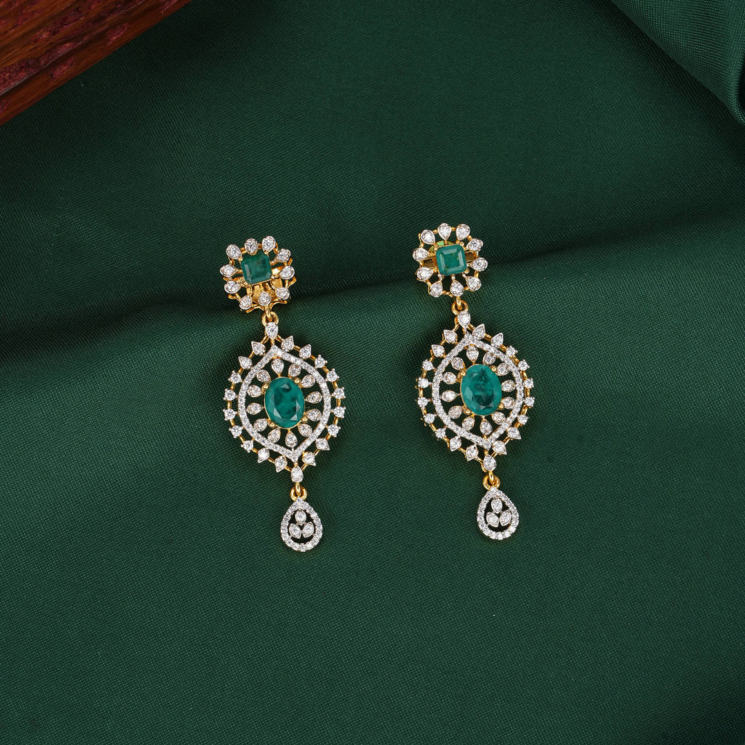 Layer Charm Diamond Design Necklace Set
