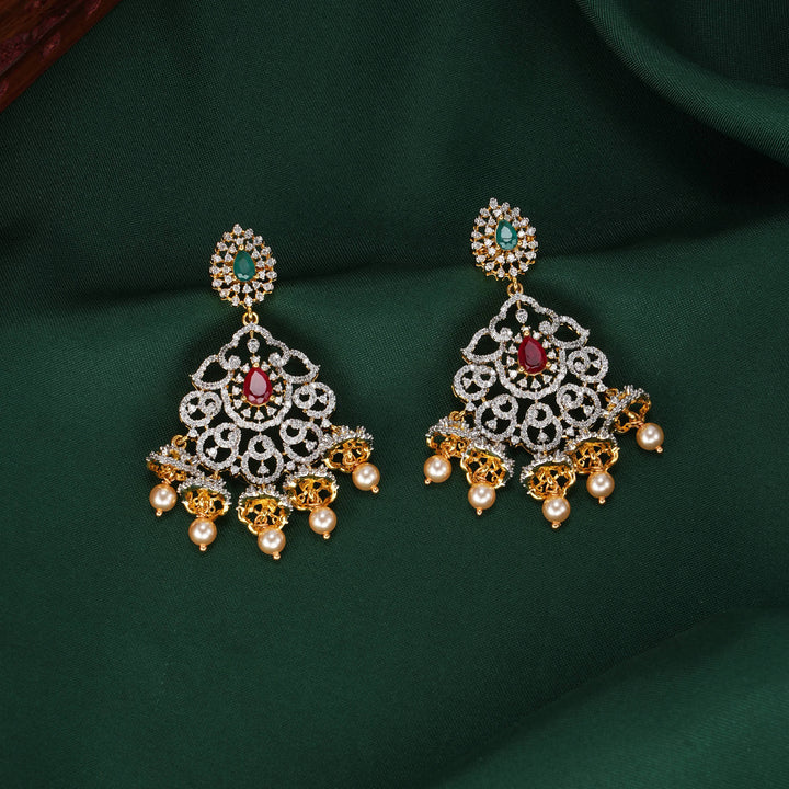 Fabulous Diamond Design Necklace Set
