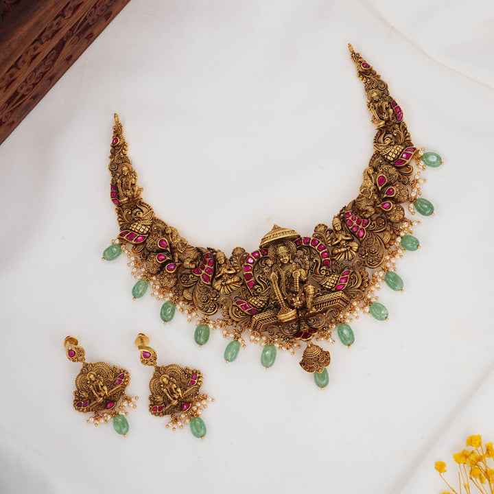 Heritage 3D Spl Short Necklace Set