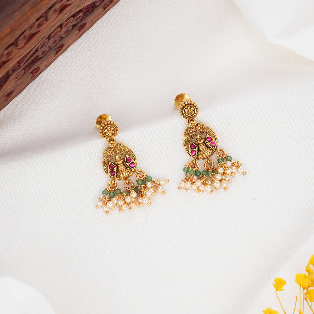 Stylish 3D Spl Short Necklace Set
