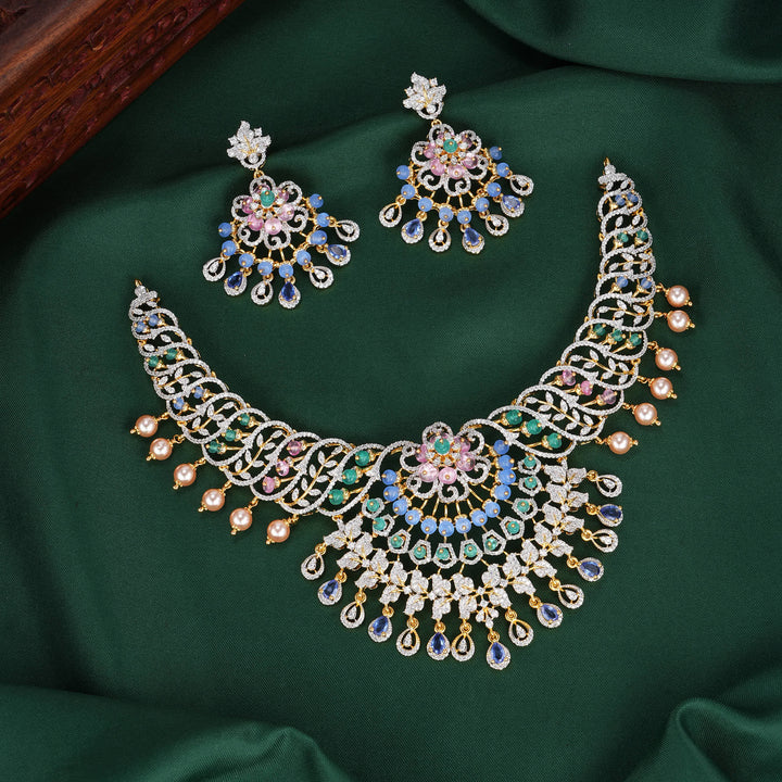 Grandeur Diamond Design Necklace Set