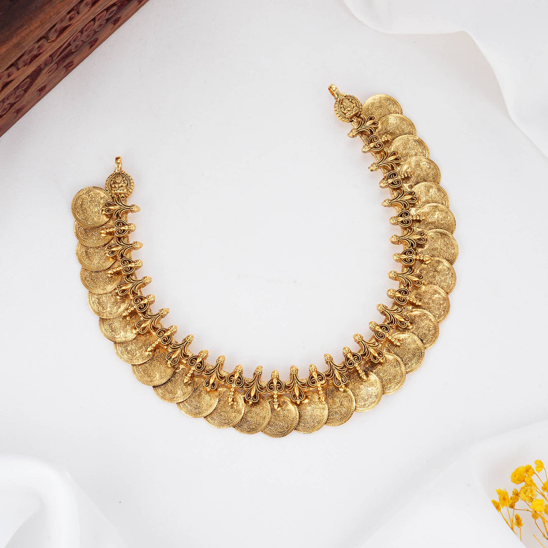 Regal Grace Nagas Short Necklace