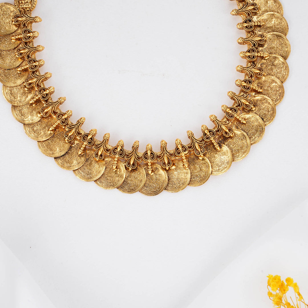 Regal Grace Nagas Short Necklace