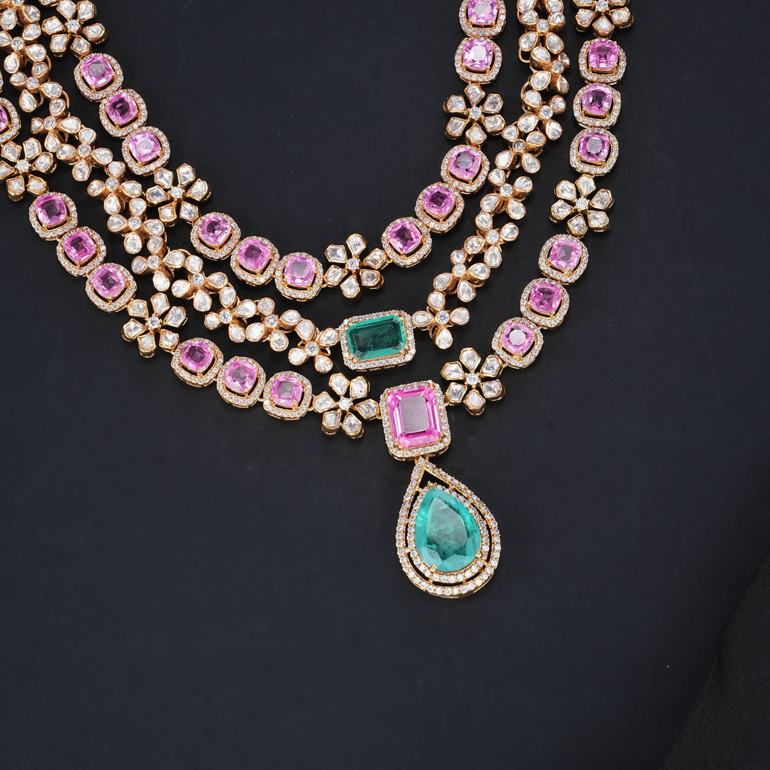 Layer Charm Short Necklace