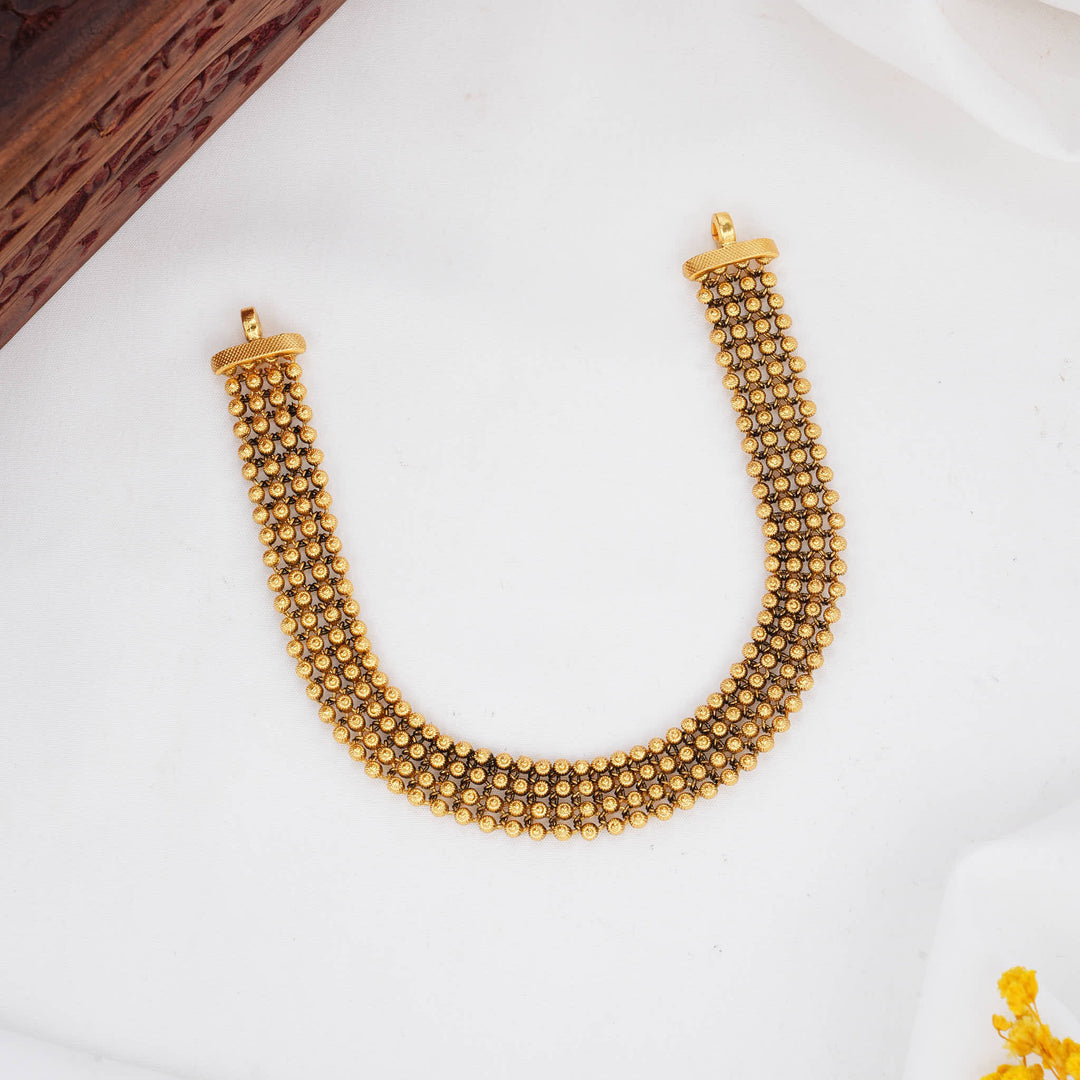 Pranithaa Nagas Short Necklace