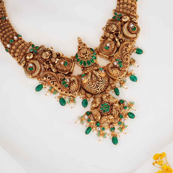 Zara 3D Spl Short Necklace Set