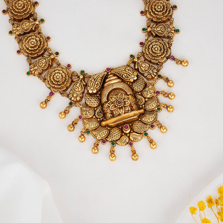 Luxurious Nagas Long Necklace