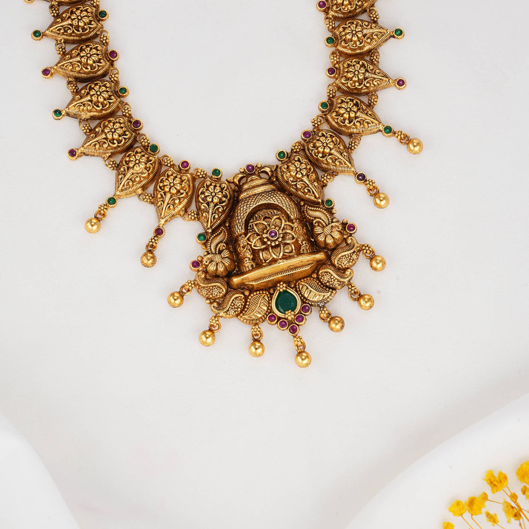 Grand Look Nagas Long Necklace