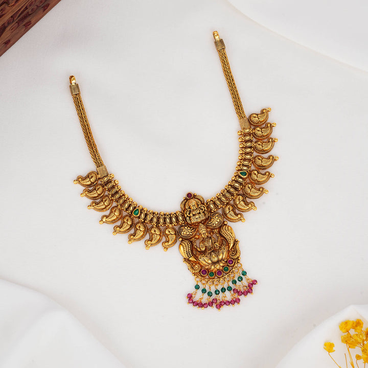 Glorious Nagas Short Necklace